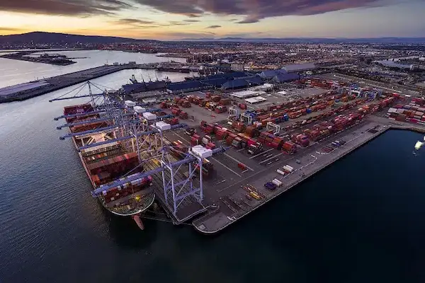 10. Puerto de Long Beach (Estados Unidos)