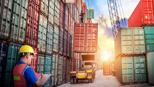 Coordinar el transporte internacional de la carga