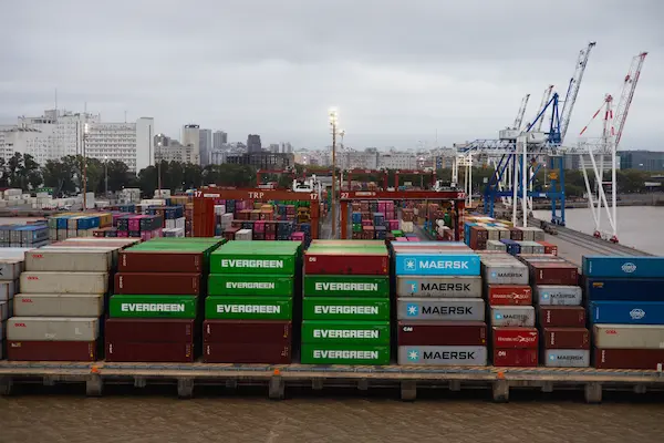Tipos de carga consolidada según el medio de transporte