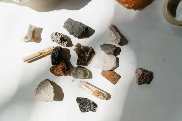 ¿Qué son los minerales críticos?